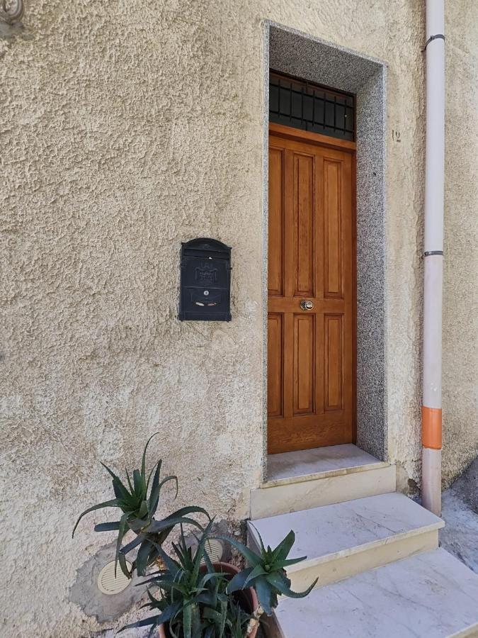 Casa Isola Sul Mare * Castellammare del Golfo