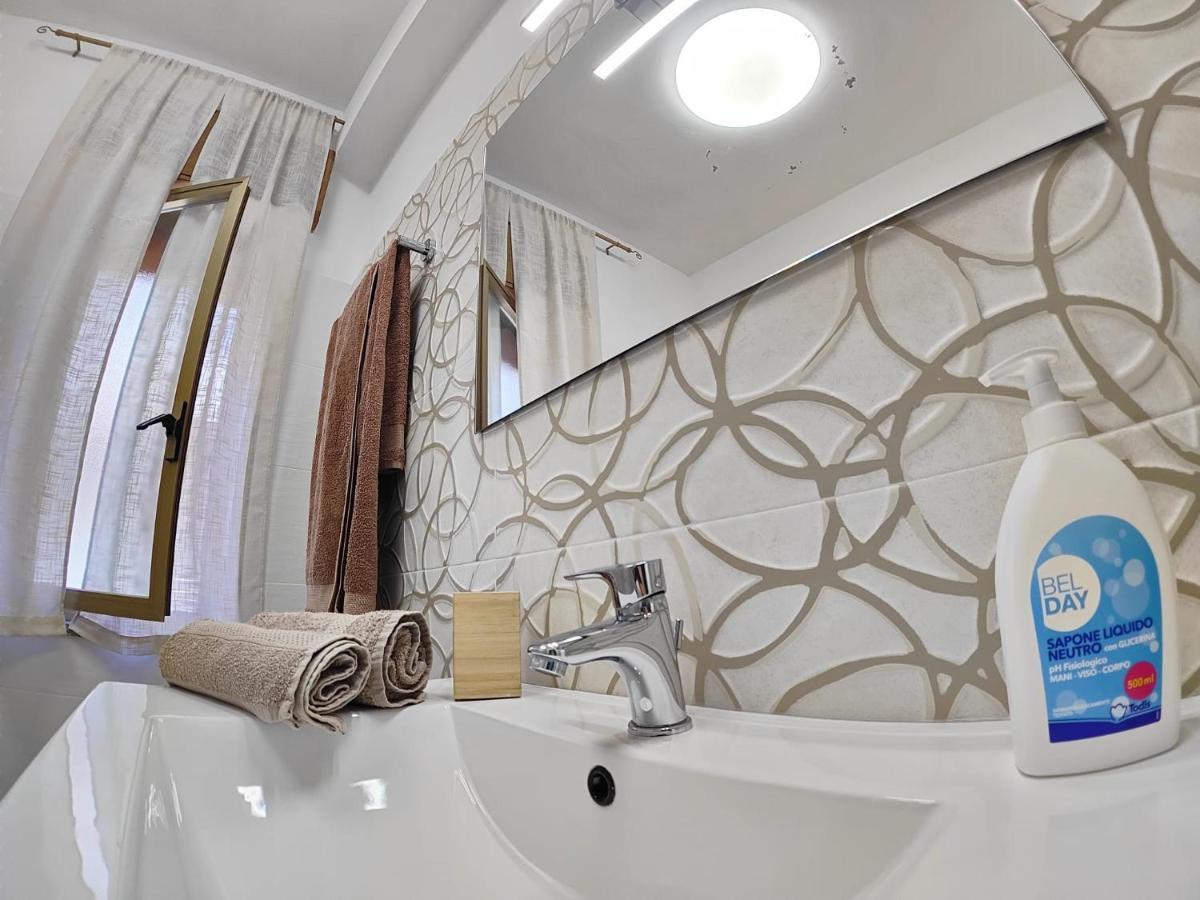 Casa Isola Sul Mare Holiday home *